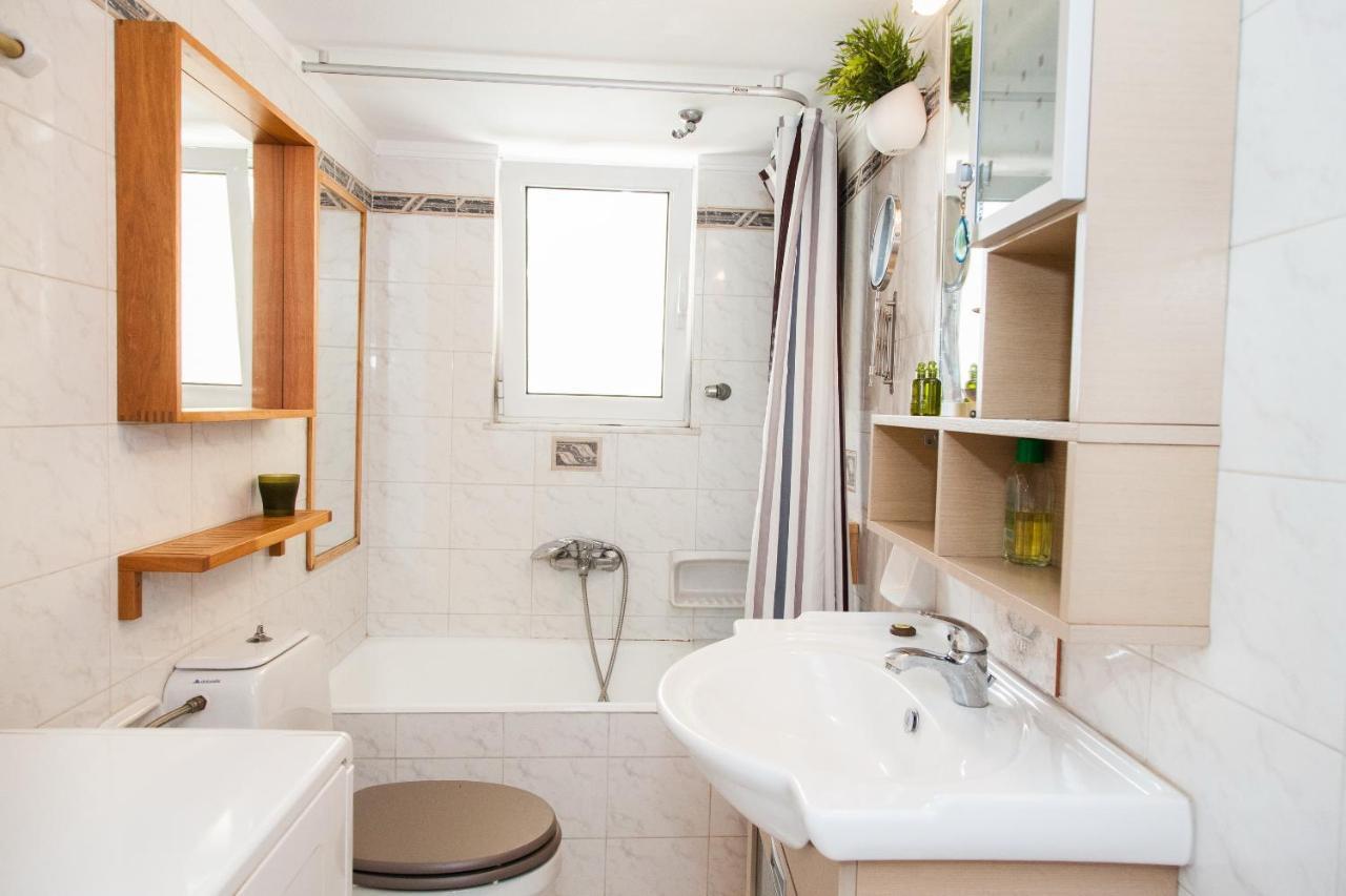Amazing Apartment With View! Piraeus Exterior photo